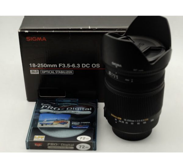 二手 sigma  18-250mm F3.5-5.6 DC OS HSM 天涯鏡。